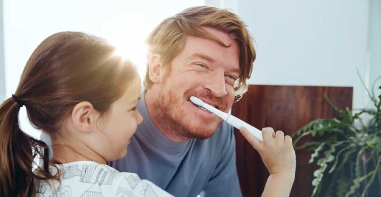 Cepillo Dental Eléctrico Philips Colgate Sonicpro 30