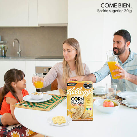 Familia-Comiendo-Corn-Flakes-1