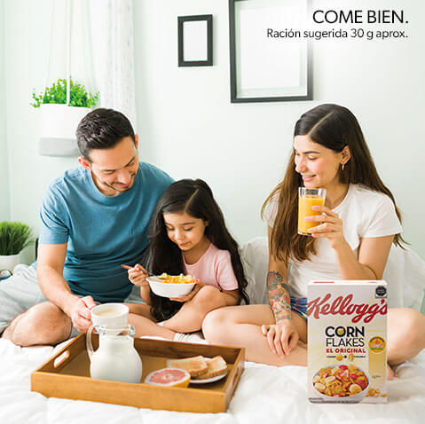 Familia-Comiendo-Corn-Flakes-Original1